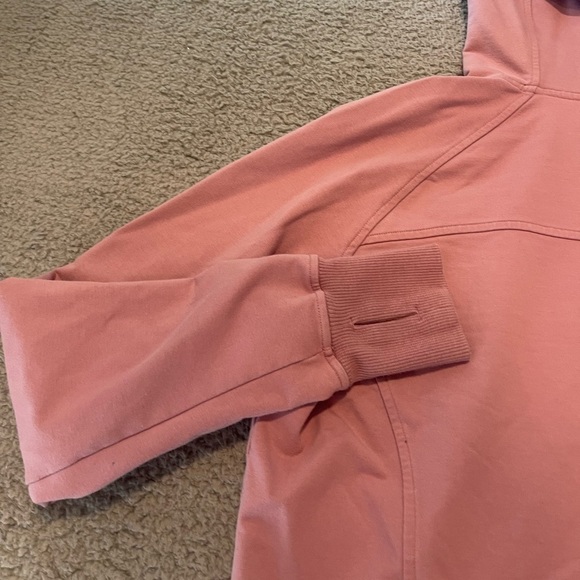 Lululemon Scuba PulloverPink Taupe Size 4 - Picture 5 of 10